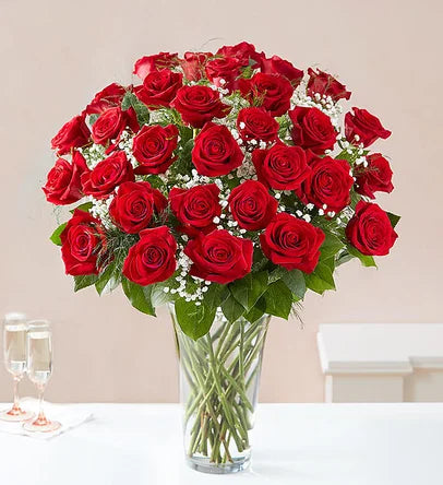 Elegant Long Stem Red Roses
